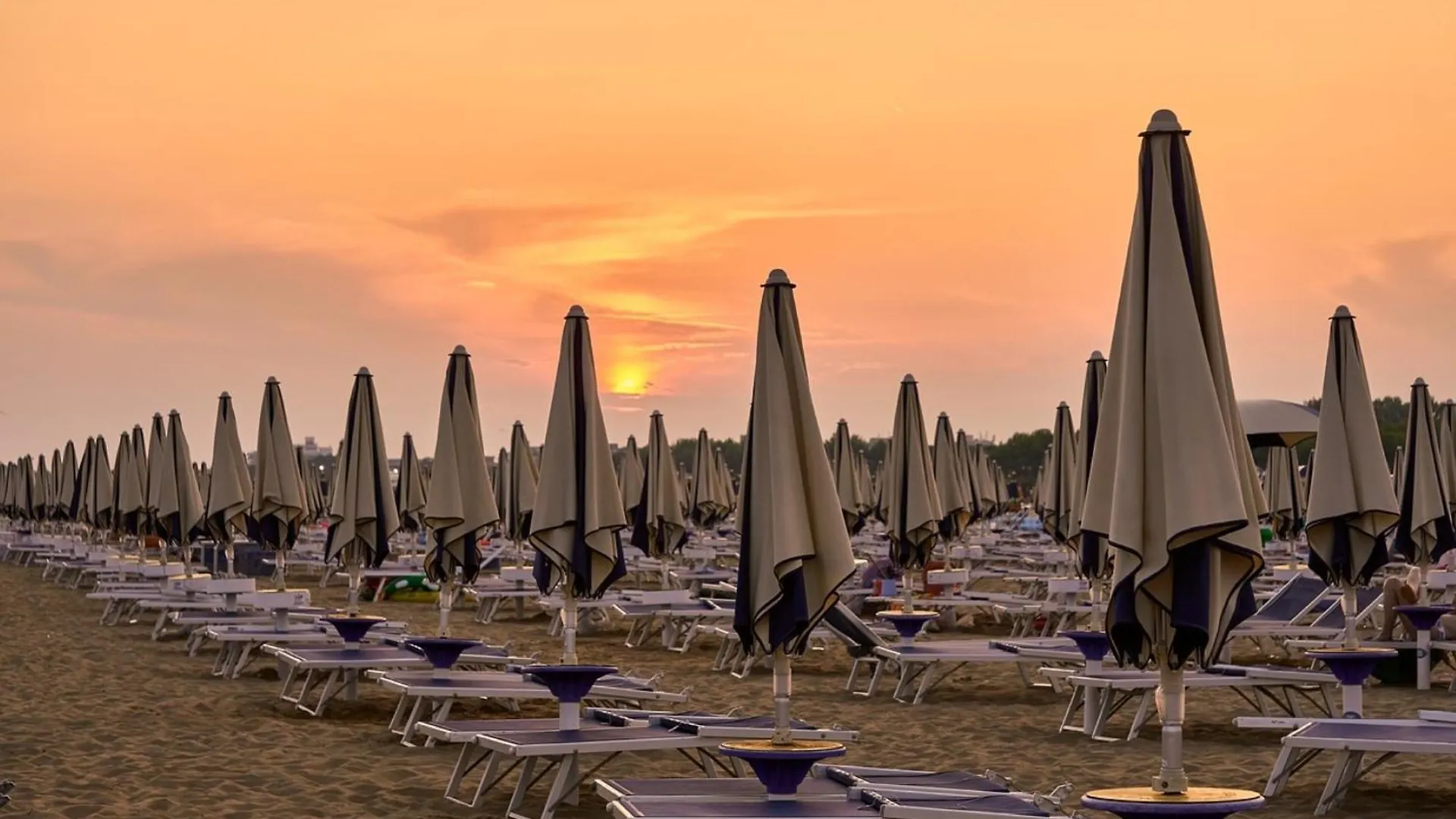 Stunning Residence Only 100M From The Beach Bibione Apartmán